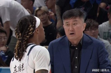 乐鱼体育官方网站-G3惨败北京后！杜锋拒绝下课，广东队阵容大换血，至少6人离队！